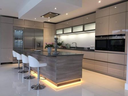 High-Gloss Dual-Tone Modular Kitchen